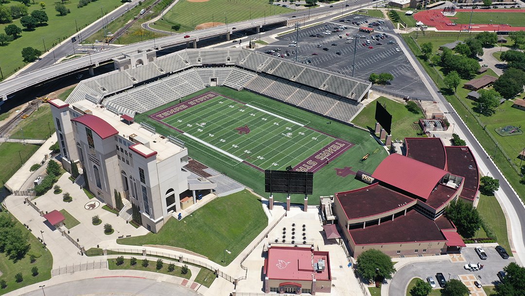 txst's tweet photo. Tonight is our Bobcat Kickoff event at Bobcat Stadium! We can't wait to see the entire first-year class together. See you at 8pm #TXST26! #TXST #TXSTnext https://t.co/OAoCbBOaZe