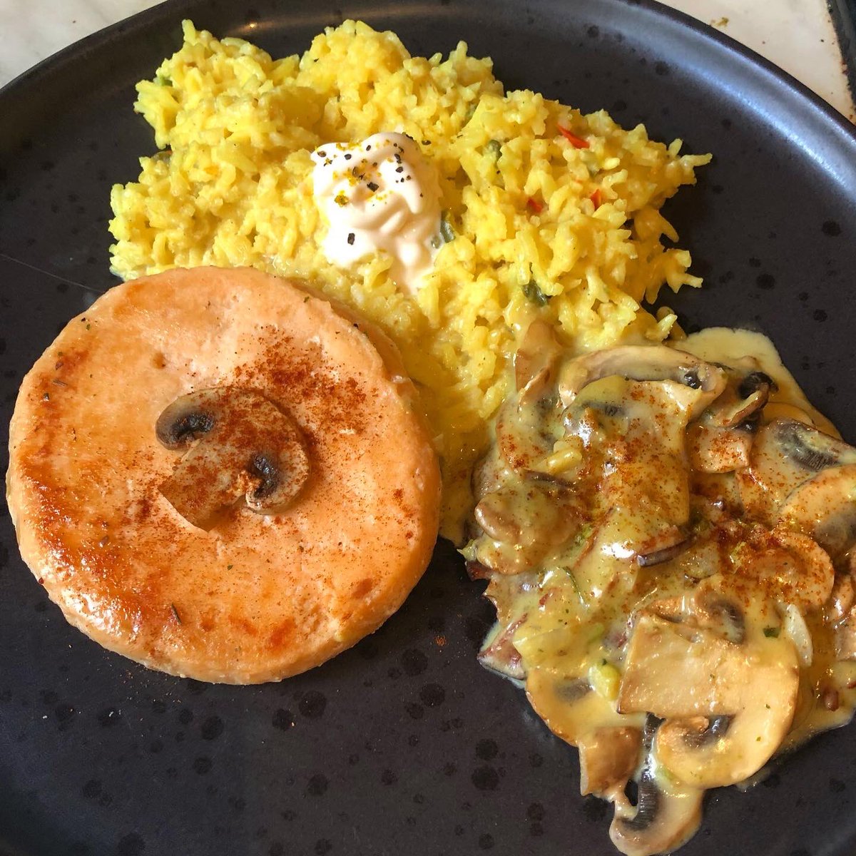 CASQUITO05's tweet photo. Creo que quedó #bien, #gustas? Esta #comida de #miércoles es #única ⬆️ @ElAmaDeCasa1 @ana02688335 @rosym_ss @ilianamdmv @Negraangustias @DesireeNavarro @america220475 @ilsicilian @GallinaNegra3 https://t.co/dA1g5doywW