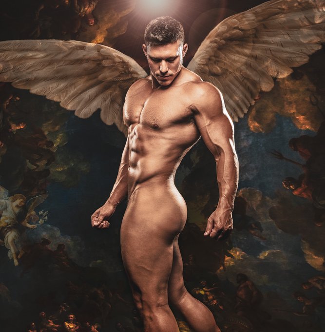 The Incredible @tyler_sarry ? by @PaulJamnicky ?
For more uncensored images check our links in bio ?