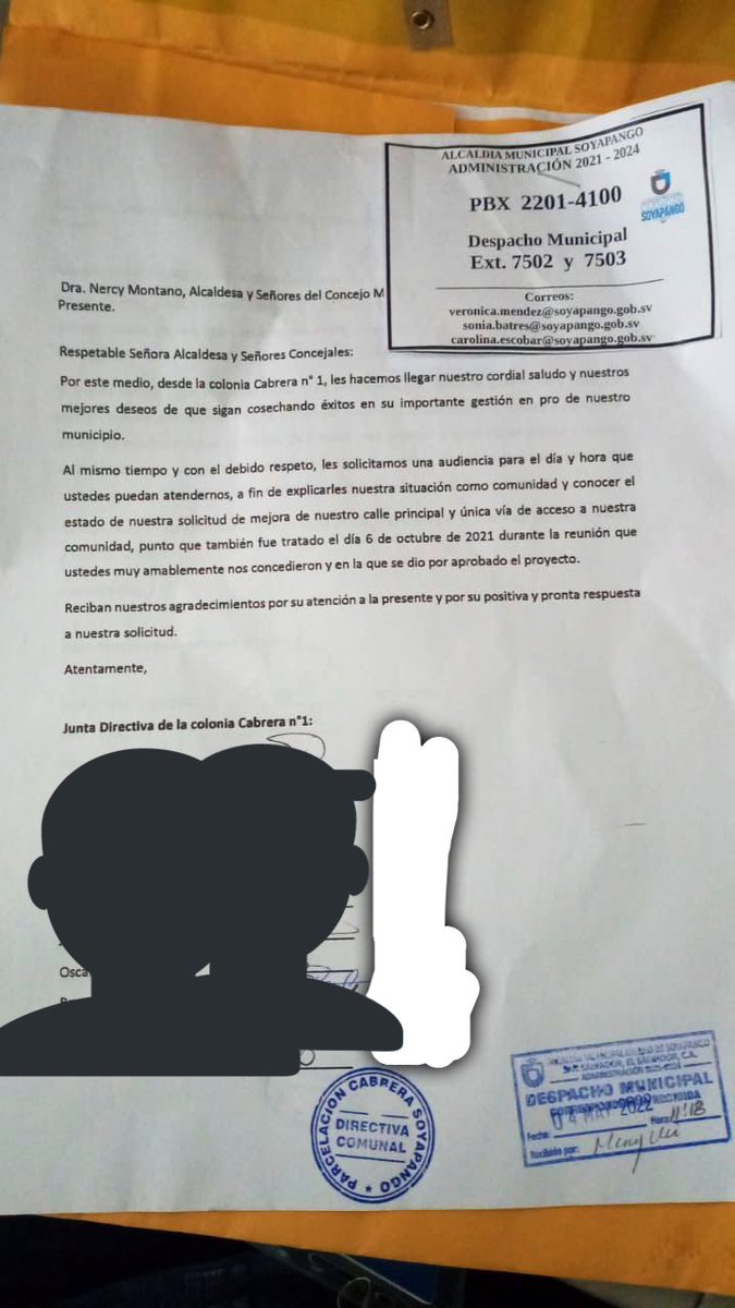 ColoniaCabrera's tweet photo. Respetable @DNercymontano @AlcaldiadeSoya @nuevasideas hacemos pública esta solicitud ya que hemos enviado muchos mensajes y no recibimos respuesta. La Colonia Cabrera1 de #Soyapango la necesita y sabemos cuán importante es para usted estar más cerca de su gente. #MásCercaDeTi https://t.co/oK5ZKon42G