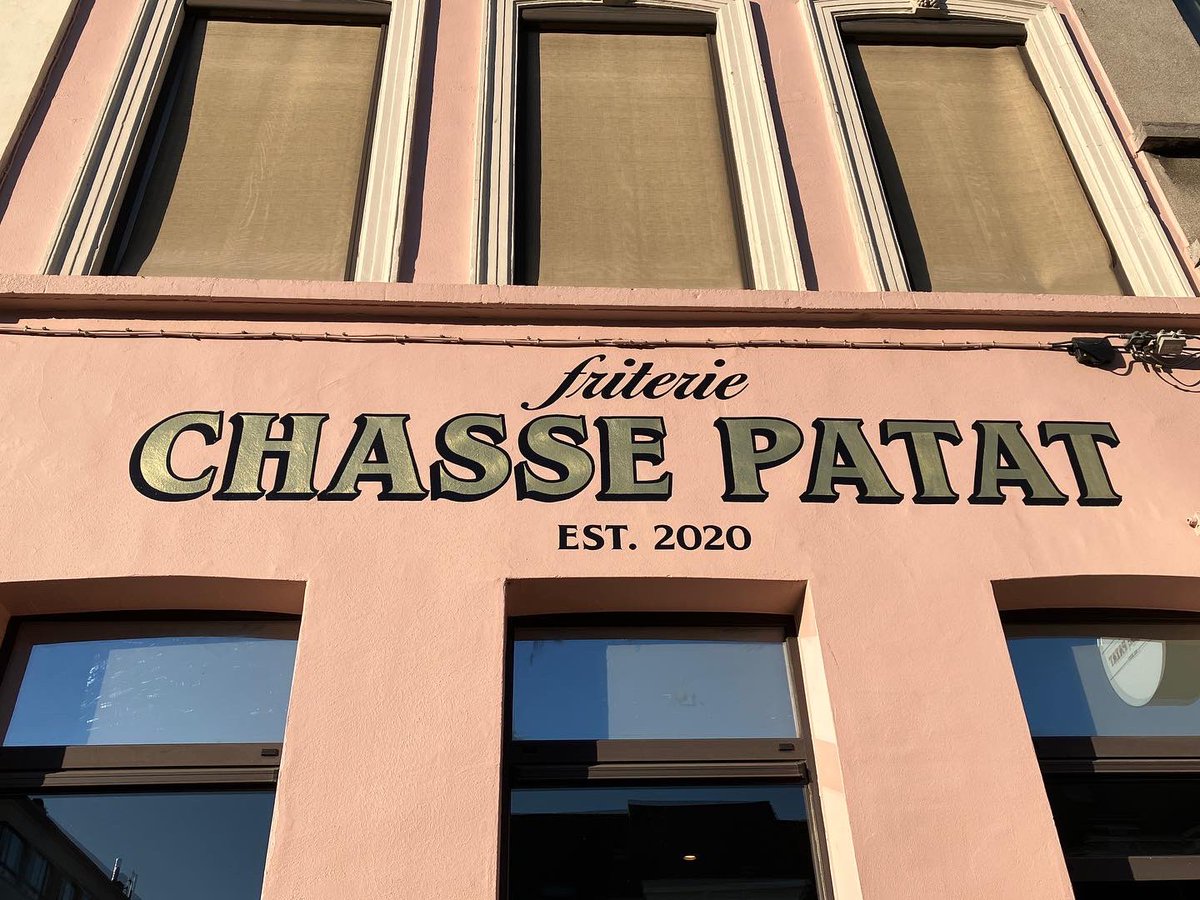 type_press's tweet photo. Typography in Gent #typography #lettering #gent https://t.co/PUBp96H69v