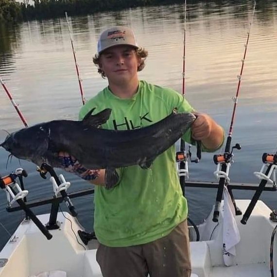CatfishNOW1's tweet photo. Joshua Peterman just landed his first #catfish in his new boat! His #SmackdownCatfishing rod holders helped him get the job done with their extreme versatility of 3 angles and 5 positions.
Link in bio: https://t.co/mmUgs8lnT9
#SmackdownRodHolders #BuiltForTheBeast #CatfishNOW https://t.co/iNhRBYpxC4