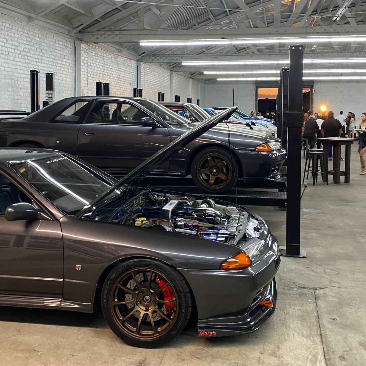 Kuruma_NFT's tweet photo. Good times at the @pitandpaddock Pre-Monterey Car Week Invitational held at @autoconduct!
#kurumanft #kurumaverse #pitandpaddock #autoconduct #montereycarweek #carweek #supercar #exoticcar #dtla #losangeles #goodtimes https://t.co/Ei4BbmiNbD