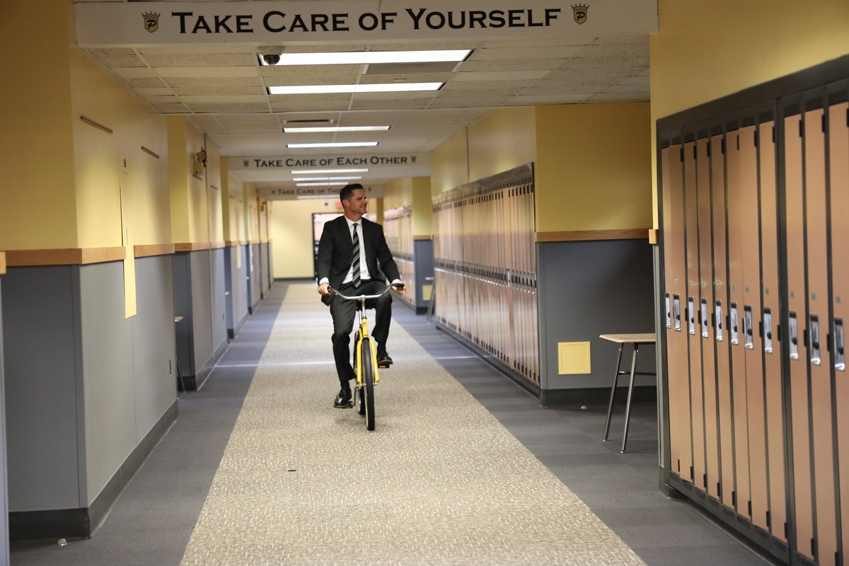 PennPride365's tweet photo. Students you made it through Day 1 👏👏👏We can't wait to welcome you back tomorrow. Remember #KeepPedaling🚴👍 @SeanGaliher https://t.co/Aa7kS2qdyv