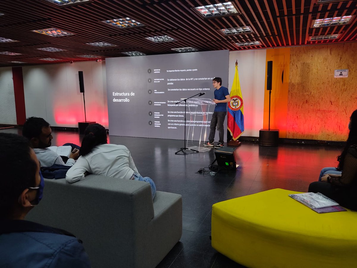 CRCCol's tweet photo. El #DataJamCRC2022 tuvo como objetivo generar un espacio de creación y análisis de diferentes problemáticas que presentan los sectores TIC, postal y audiovisual, fortaleciendo la interacción con usuarios, industria, academia y diferentes grupos de investigación. https://t.co/1noAxsNhJX