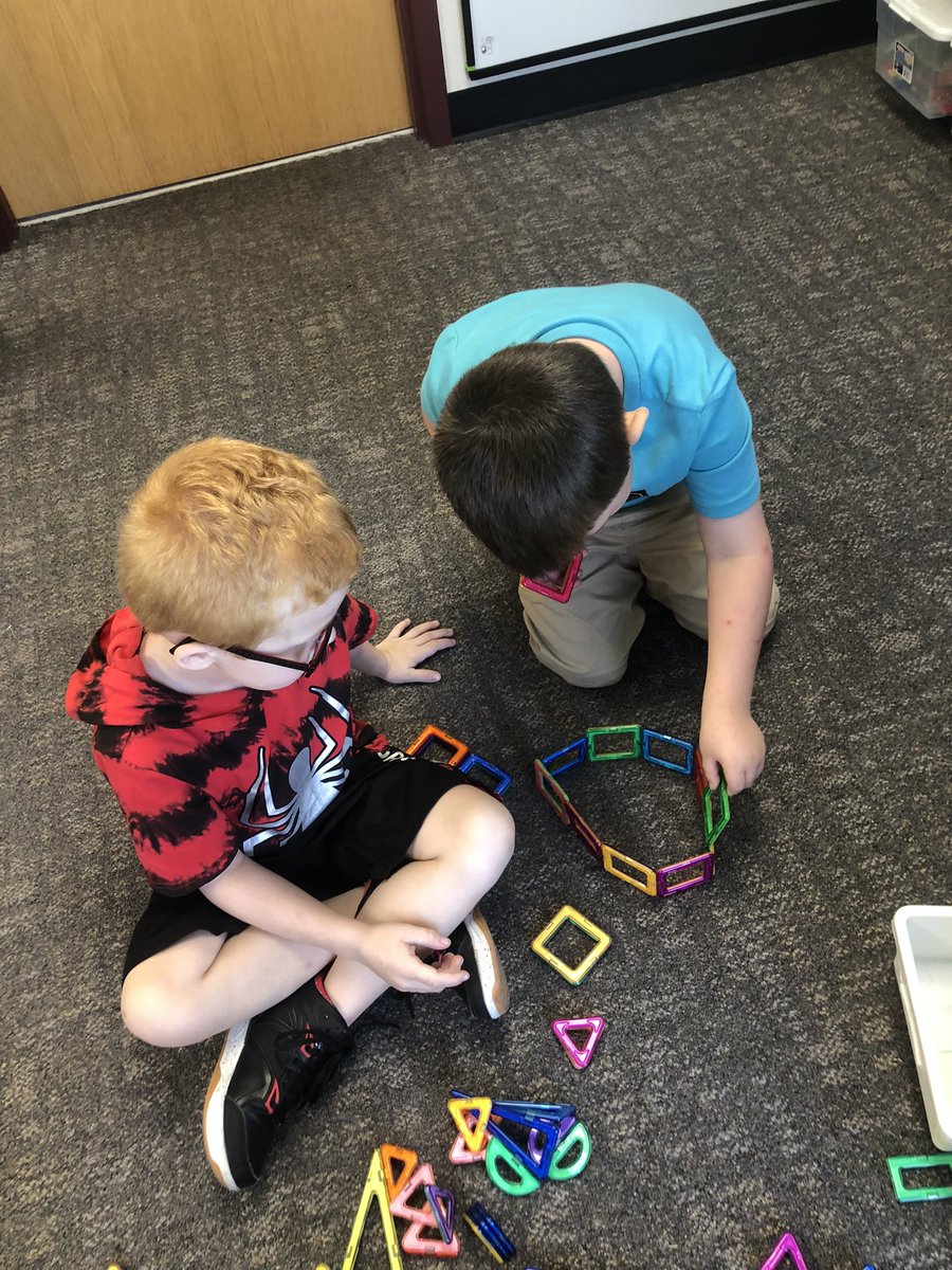 Ashley Schlueter tweet media