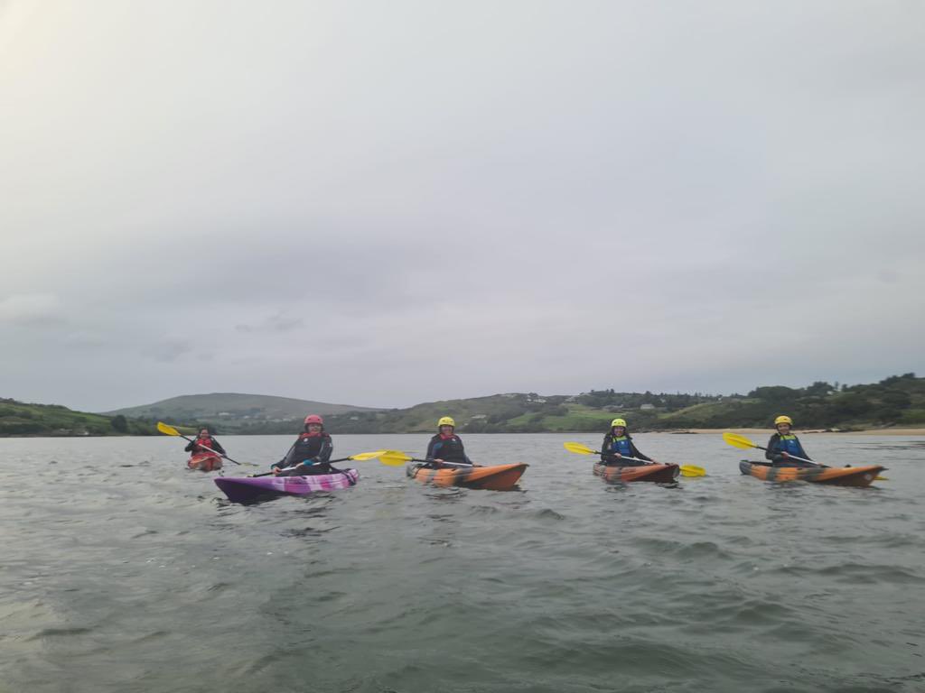 KayakingKilcar's tweet photo. The evening’s are getting shorter so we have to go out earlier . #Donegalbay #wehaveitall #swdt https://t.co/JQBNNtsbLr