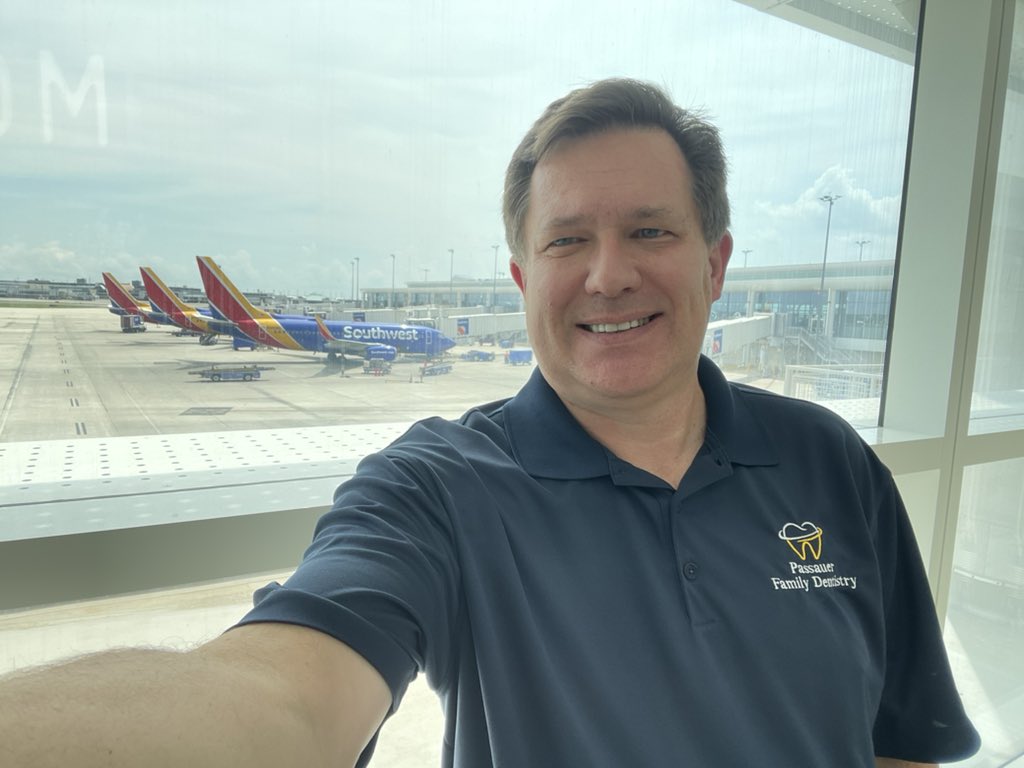 PassauerDental's tweet photo. Ready for another amazing journey and dental course at #CDOCS. This time looking forward to hearing Dr Jonathan Ford and learning more about Dental Sleep Medicine. #passauerfamilydentistry #speareducation #scottsdale #southwestairlines https://t.co/CIsUtX8297