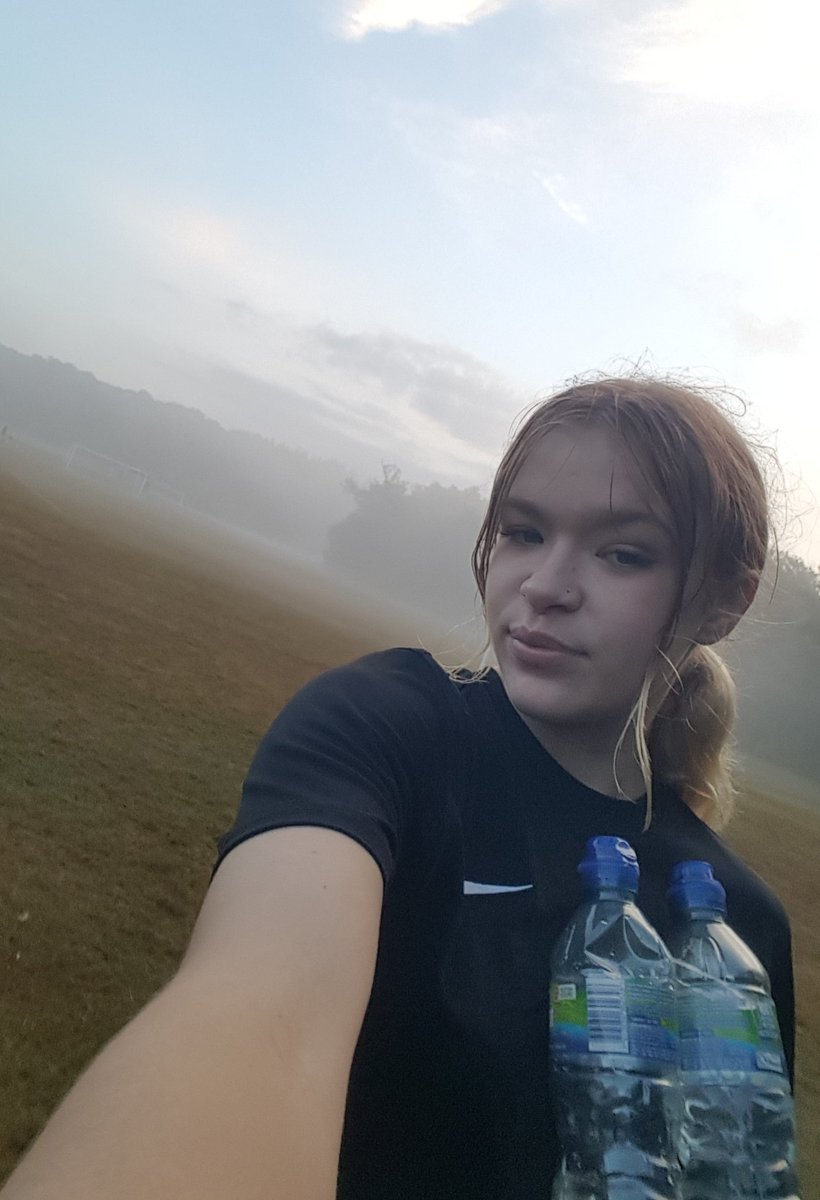 ChelseyLeaver's tweet photo. Love being back on the field! Working hard over pre season and ready for 22/23 #shekicks #womensfootball https://t.co/QcGI2wsMoi