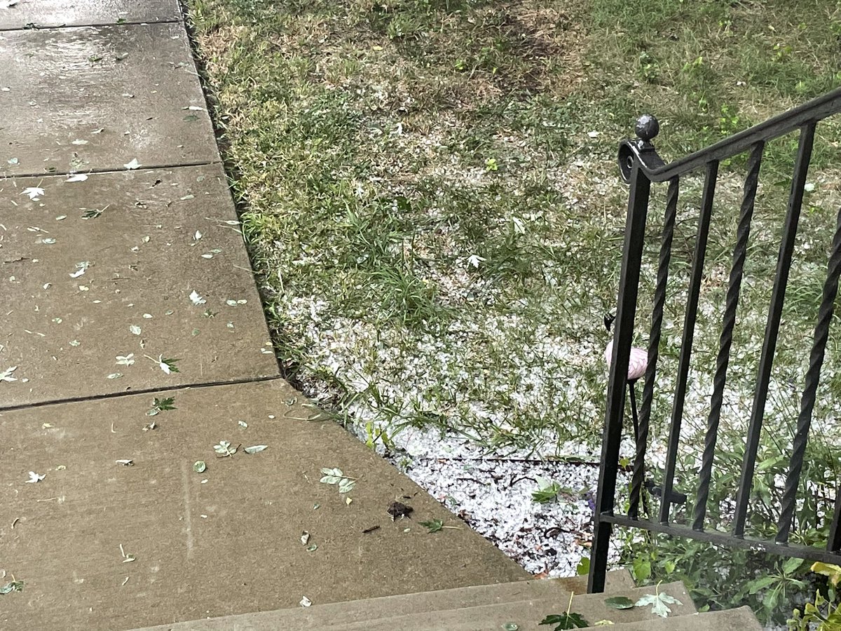 aaronwarnick's tweet photo. @capitalweather @PatPadua https://t.co/jcjBnoE23w