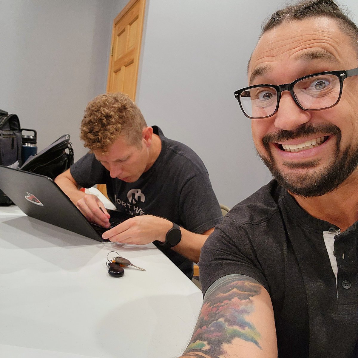 nfteeth_art's tweet photo. A couple of Josh's about to be swimming in the deep end of the pond here shortly via @ThePlagueNFT...Frog Tank here we come...NOW OR NEVER!! (Preferably Now🤣) Wish us luck💚💚💚
  $FRG 
🦷💚🐸
#ThePlague #NFTCommunity #NFTeeth #Paratoother #NFTGaming https://t.co/59nJ0LY1bY