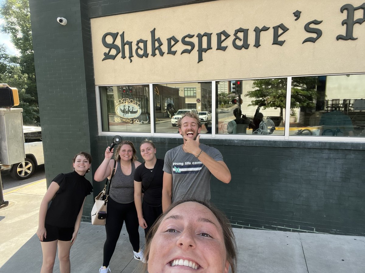 #AHLHuskyHunt <a href="/ShakesPizza/">Shakespeare's Pizza</a>