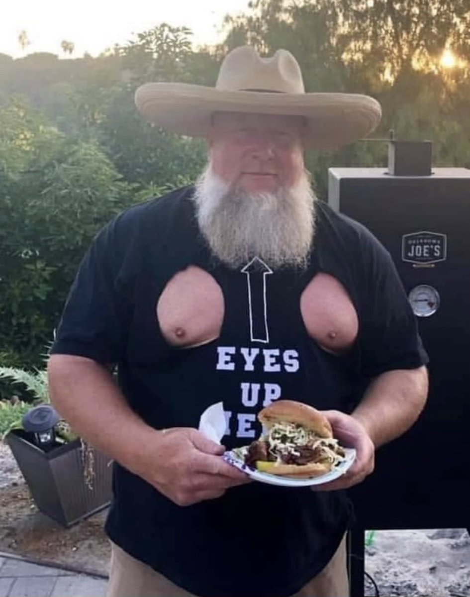 shirtsthtgohard's tweet photo. https://t.co/gpmYluGAhL