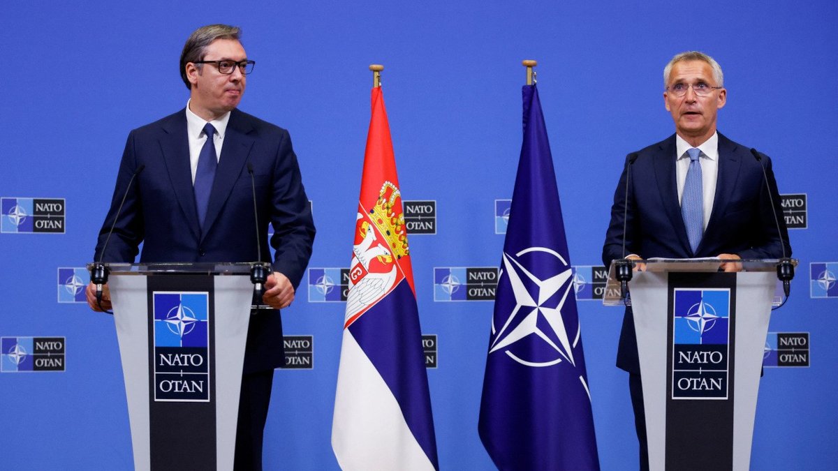 🔥 NATO: Kosova'da istikrar tehlikeye girerse müdahaleye hazırız: Sırbistan Cumhurbaşkanı Vucic'le görüşen NATO Genel Sekreteri Stoltenberg, 'KFOR, Kosova halkına güvenli bir ortam ve hareket özgürlüğü sağlanması için gereken tedbirleri alacaktır' dedi. gazeteduvar.com.tr/nato-kosovada-…