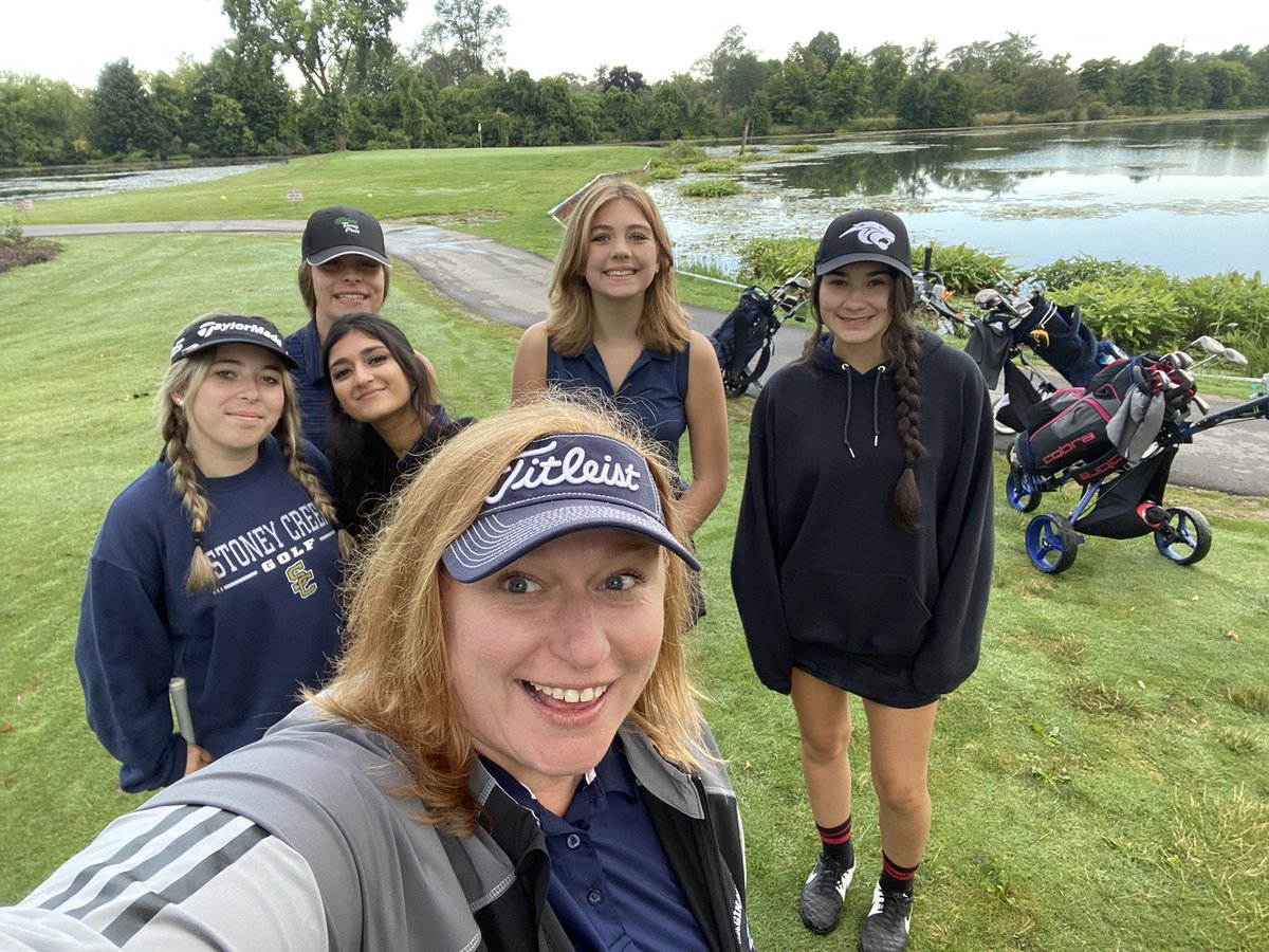 Scarlett472's tweet photo. @SCHSGirlsGolf Fun scramble tournament at The Links of Crystal Lake! https://t.co/WXSeUxVIn7