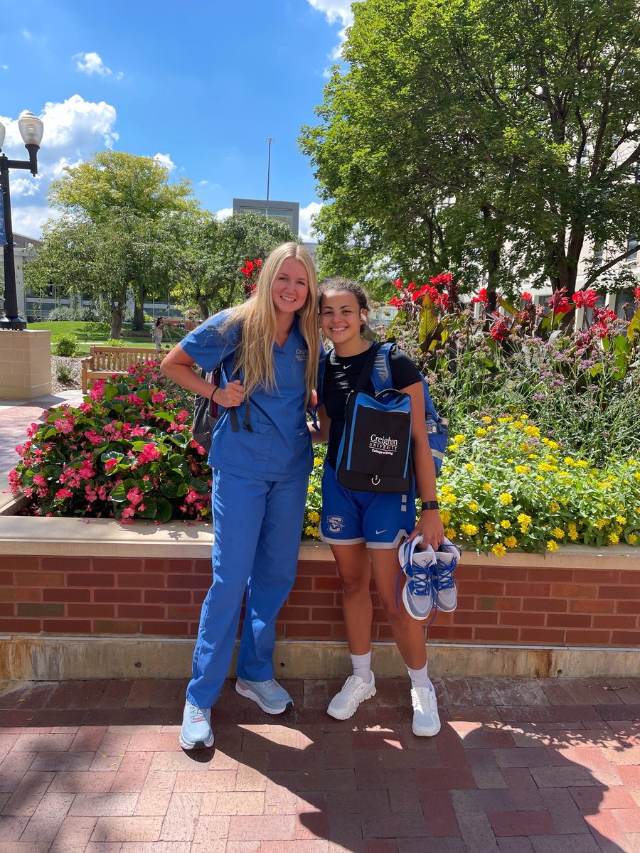 Happy first day of school Bluejays!! 📚🤩
#GoJays