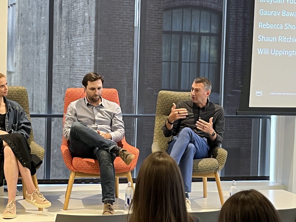 Had a productive time at the #Startup #CXO Roundtable sponsored by #AWS &amp; nClouds. Our roundtable panel included startup cloud business leaders. We explored the perspectives and #BestPractices for real-world and fundamental technology challenges. <a href="/AWSstartups/">AWS Startups</a> <a href="/AWS_Partners/">AWS Partner Network</a>