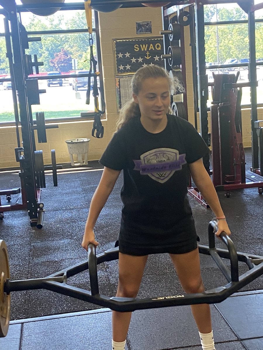 ShoregalsBBall's tweet photo. 💪💪💪💪girls are working hard during the last week of summer! Participation from 7th grade through Seniors. https://t.co/YwYCyRHxWa