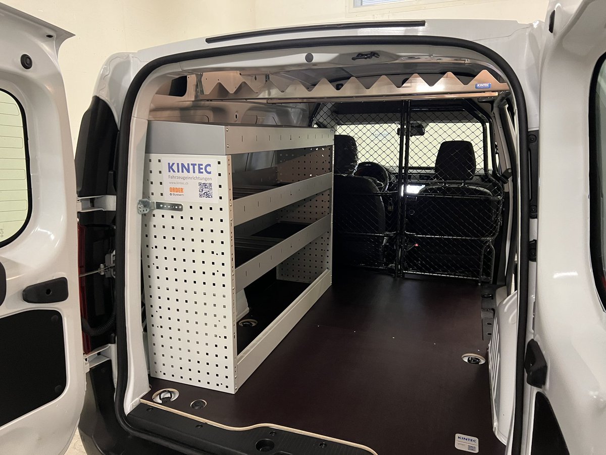kintec_gmbh's tweet photo. Ein weiteres Projekt, welches wir mit der @RRG_Suisse ausführen durften. 

#Renault #Kintec #Fahrzeugeinrichtung

@kintec_gmbh https://t.co/mMaoISNuV6