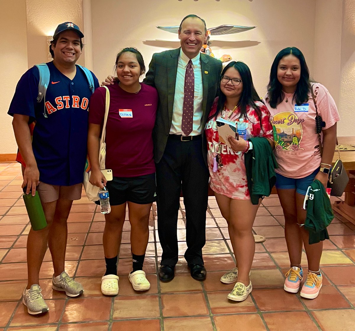 kdamp's tweet photo. I was so glad to be able to share a few words of welcome with a few hundred of our @TXSTFirstGen freshmen this morning. I’m grateful for the @txst staff and faculty members who lend their voices to encourage our students.🐾 https://t.co/JLIvh5m53h