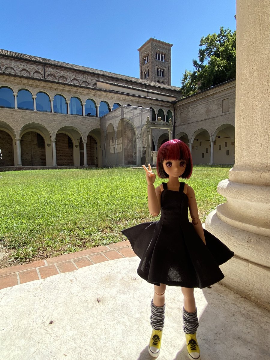 silvia_ryu's tweet photo. Visiting Ravenna (part2) #obitsu #obitsudoll #ravenna #italy https://t.co/pjNxqAs9M3