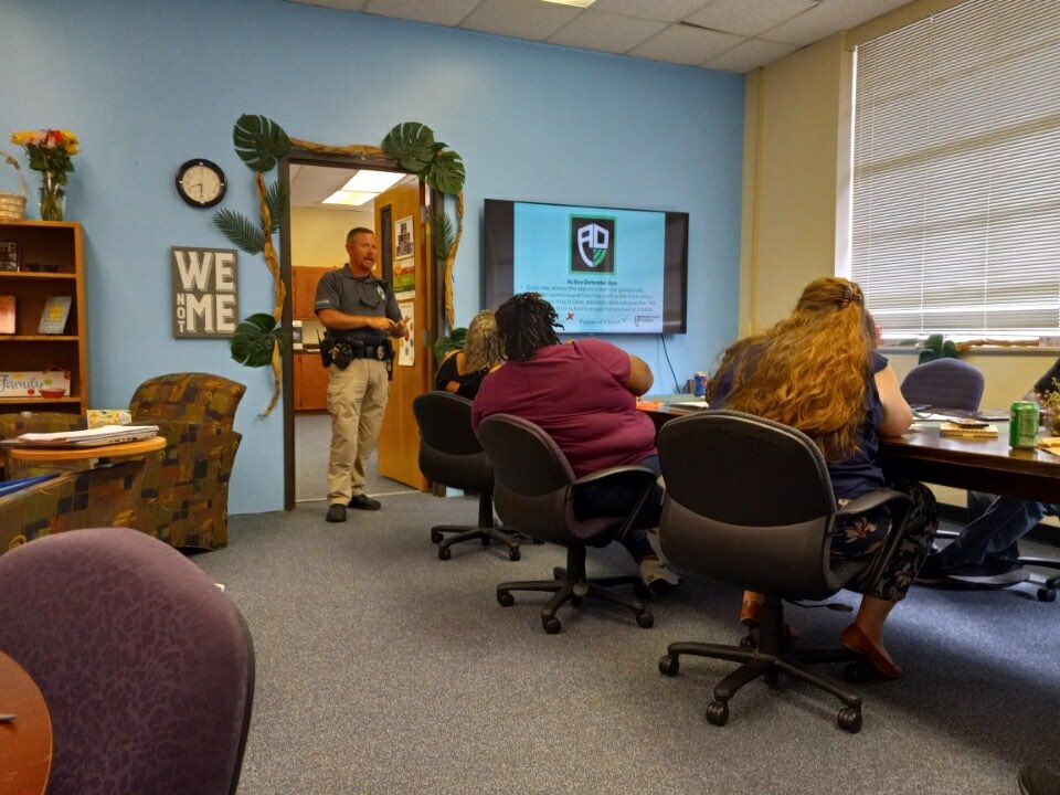 KennaWils's tweet photo. The dream team was back in the house today to kick off the 22-23 school year. Digging into our goals and our plan to make this year the most successful yet for our students #PinckneyPRIDE #PinckneySTRONG #bestteam #proudestprincipal #alted #letsgo https://t.co/8I57GDtzcq