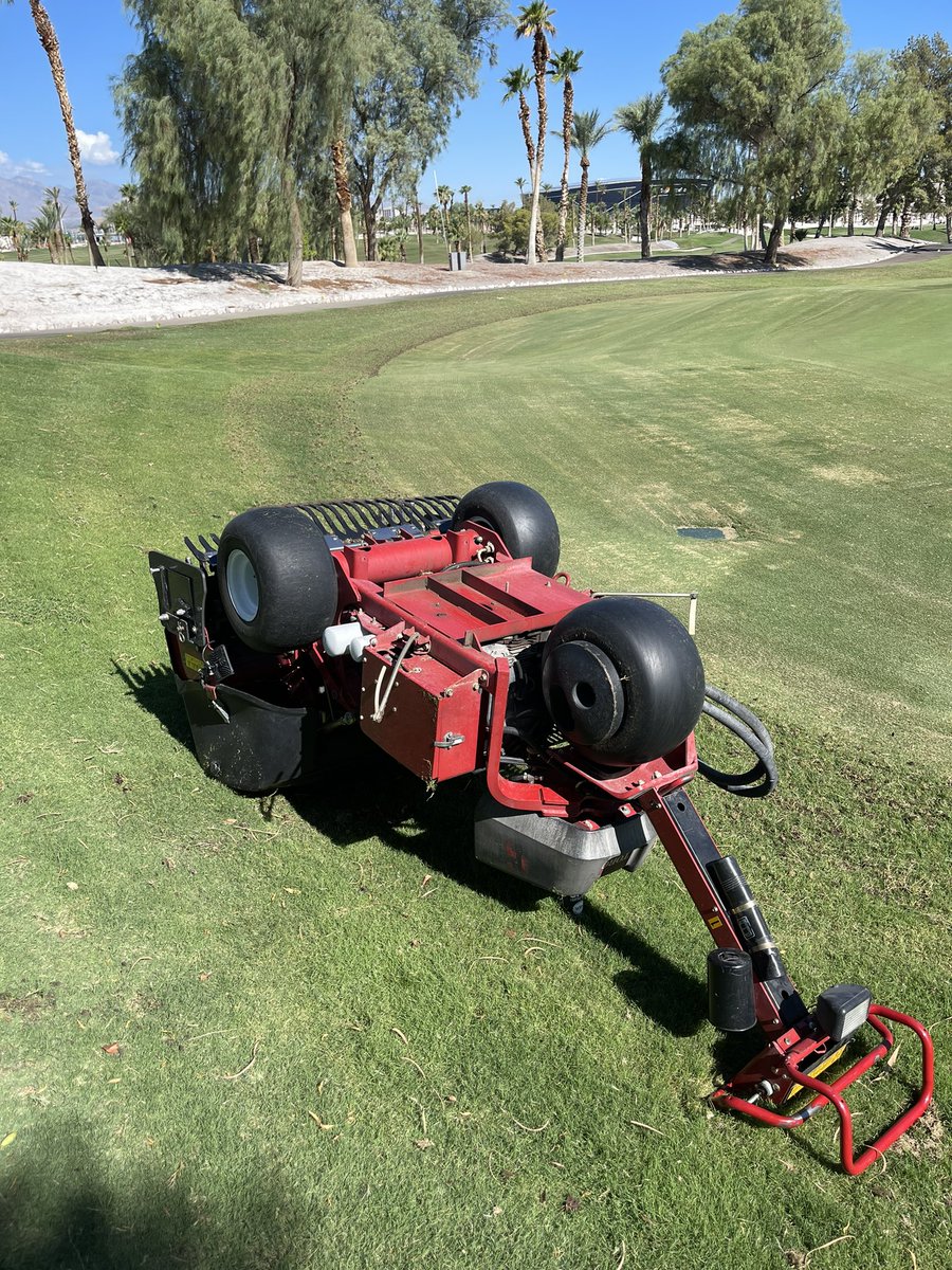 mfdonahue's tweet photo. “My old man is a television repairman, he's got this ultimate set of tools. I can fix it” https://t.co/QccJTcUlxu