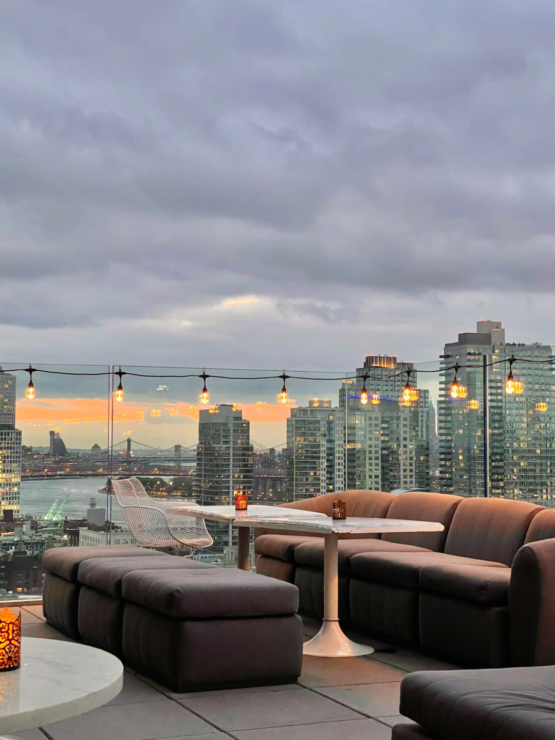 happy messenger on Twitter "watch a manhattan sunset 🍹 West Light 📍