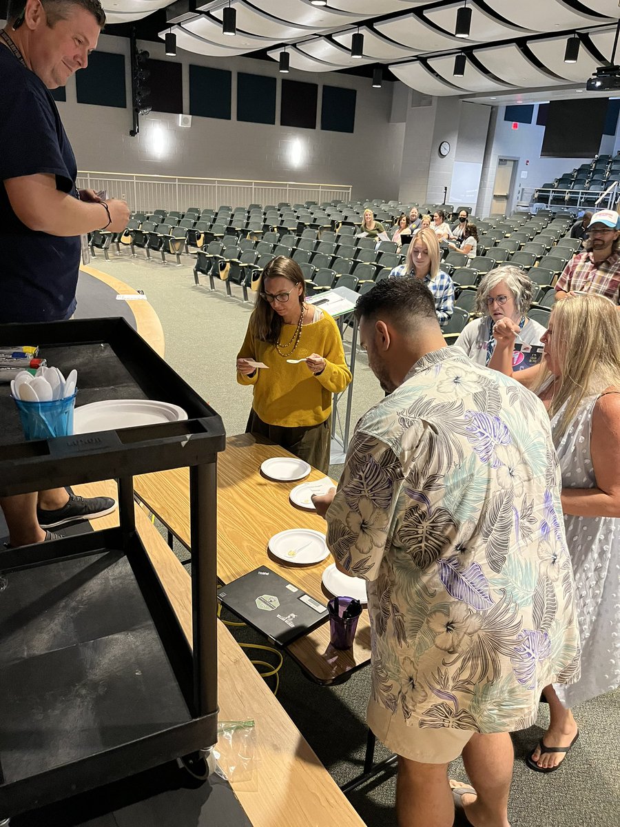 MsSarahMcIntosh's tweet photo. It was exciting to have teachers back in the building for a day of collaboration and team building! So much positive energy as we gear up for a new school year!  🚀🔭#forwardthinking @WillardLCPS https://t.co/71QXtAX1Wg