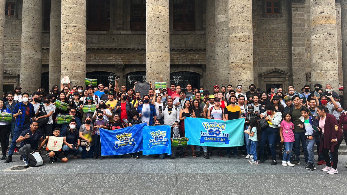 PokemonGoAppLA's tweet photo. Gracias, Entrenadores, por estar con nosotros en el #PokemonGOCommunityDay. 🎉🙋🙆‍♀️💁‍♂️🎉

Les dejamos algunos de los mejores momentos del fin de semana. ¡Qué ganas tenemos de volver a celebrarlo con todos ustedes!

👉https://t.co/IBC03q6mdJ https://t.co/lwQCQJQg6F