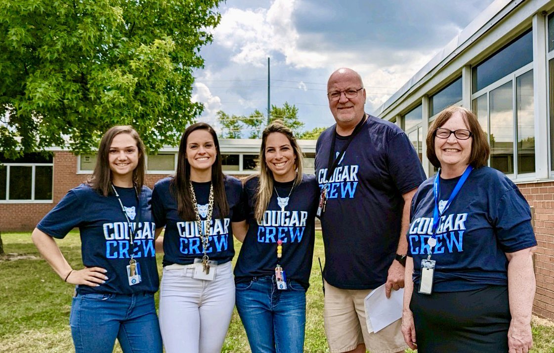 StationCougars's tweet photo. Team O in action on day one! #hcsd1 https://t.co/s1l7YU82hX
