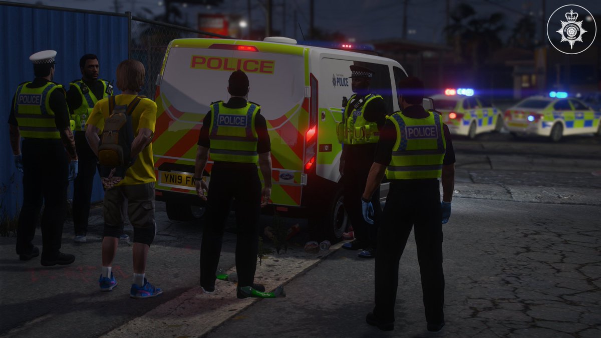 SYRPC_1380's tweet photo. If you’re looking for place to call home, join SYRPC? 

The following divisions are open:
- South Yorkshire Police
- Atlas Comms (FCC) - GTA not required.
- South Yorkshire Fire &amp; Rescue Service
- Yorkshire Ambulance Service

Apply via the website! 
#ficitonal @SYRPC_OFFICIAL https://t.co/vozKNM6h6k