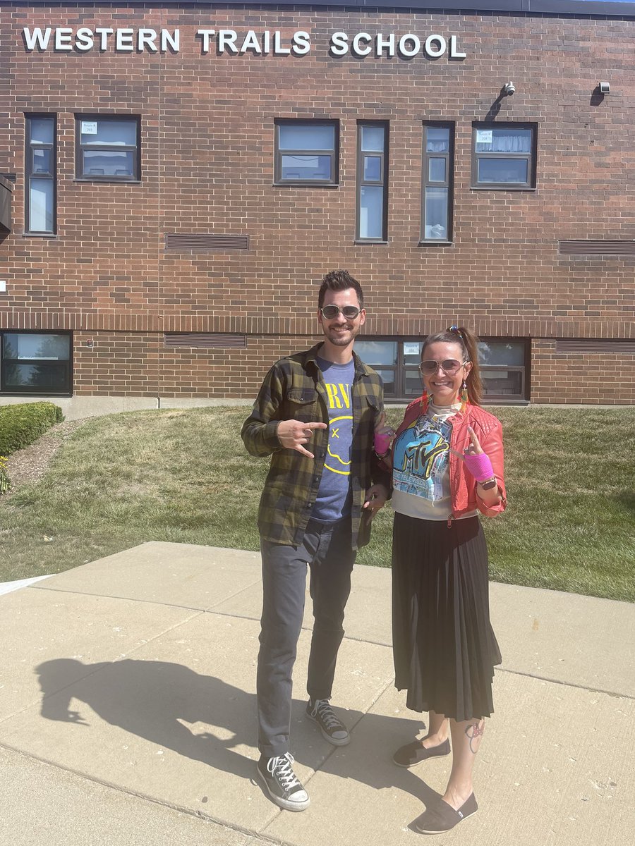 Western Trails Rocks! It’s been a great start to the school year! #WTandMe <a href="/CCSD93/">CCSD93</a> #rockstarday #WTrocks