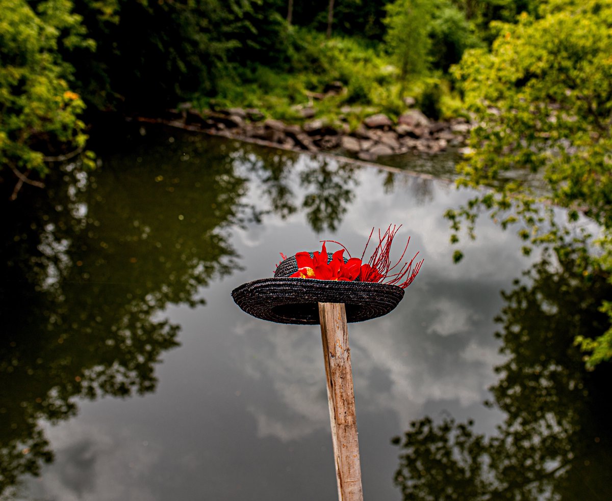 fotogosaurus's tweet photo. a friend on the bridge https://t.co/5VUhwBZT0J #VT #Vermont #NewEngland #hat #Bridge #OverTroubledWater #style #StillLife #moment #Walk #Wander #Something #OverWater #view #ViewFromTheBridge #memory #Someone #friend #still #NearTheWaterfall #Sigma #Canon https://t.co/zatxBXl0pO