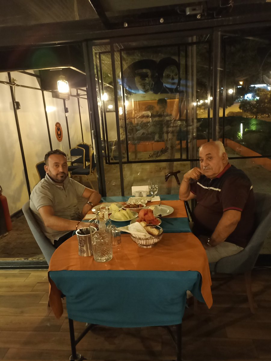 alisahin_0107's tweet photo. Ağa ve oğlu. Yine yeni yeniden. Zafer inananlarındır... @denise_sahin01 #tjk #elazığ #hipodrom #tyaysd https://t.co/NfFxmHVNdd