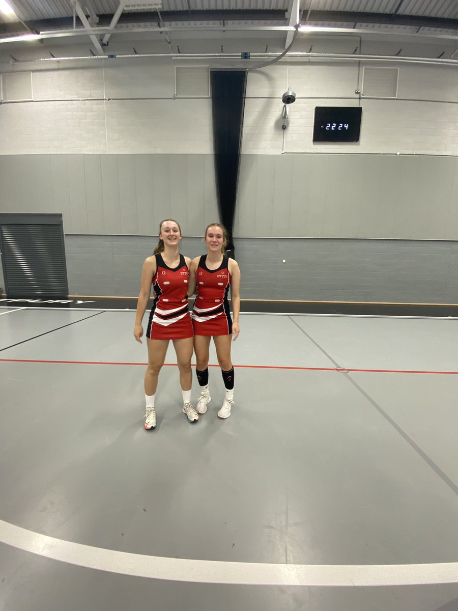 charlosteer's tweet photo. new colours babyyy🖤❤️ https://t.co/jPZX5sSrpG