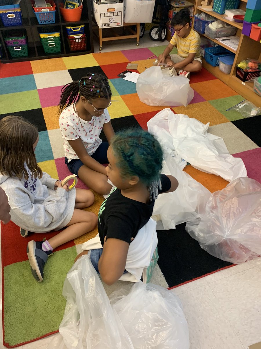 STEMbieda's tweet photo. The Fabulous 4th Grade designed 🥚 parachutes 🪂 to try and slow their eggs down for a safe landing using the EDP! @alexiamariae @SamanthaMickens @MGulledgeTeach @TerryHarness @drjtoney @msbringslid @sarapruett5 #STEMifySPARK https://t.co/vaBpuYRXCz