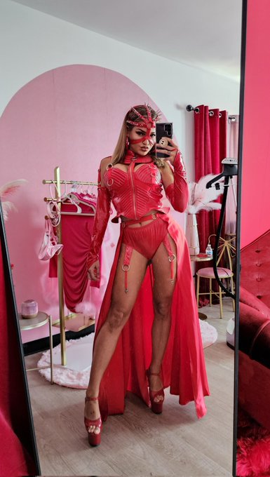 Shooting for Brazzers today HOW SICK IS THIS... @Brazzers @LeaLexisXXX 🔥😍 #anal https://t.co/hIWcDfH<a href="/tag/anal"class="tags"><span>#anal</span></a>