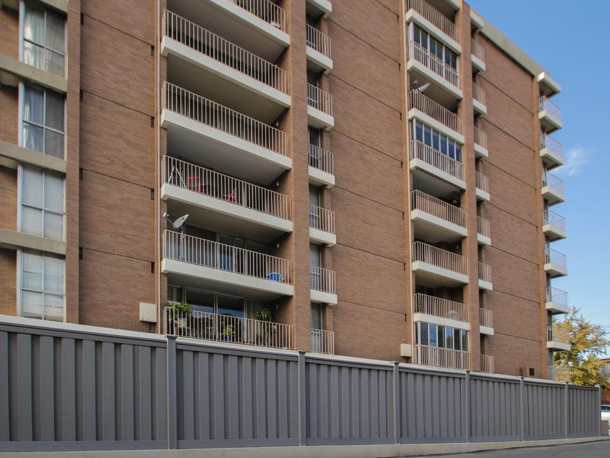 TrexFencing's tweet photo. Trex Fencing Seclusions in Winchester Grey can take the heat, cold, and wind.
#trexfence #trexfencing #trexfencingfds #fencebuilder #fencecontractor #commercialgates #commercialfencing #automatedgates #ecology #construction #interiordesign #commercialchainlink #pollution https://t.co/iAPK5DGlBa