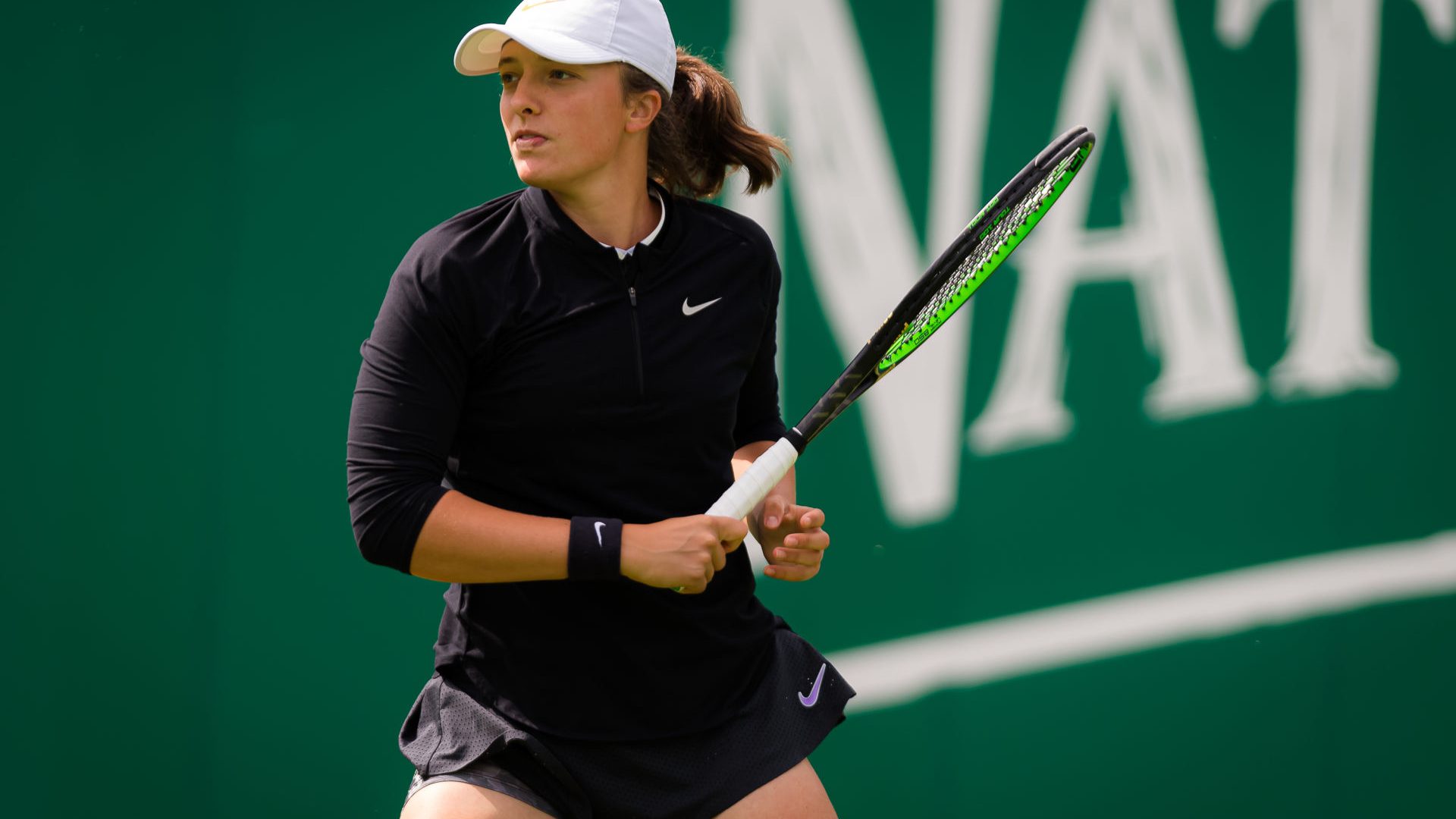 US Open 2022 LIVE: Favourite to lift title, World No 1 Iga Swiatek VERY UPSET with 'lighter' balls at Flushing Meadows, says 'They fly like crazy'