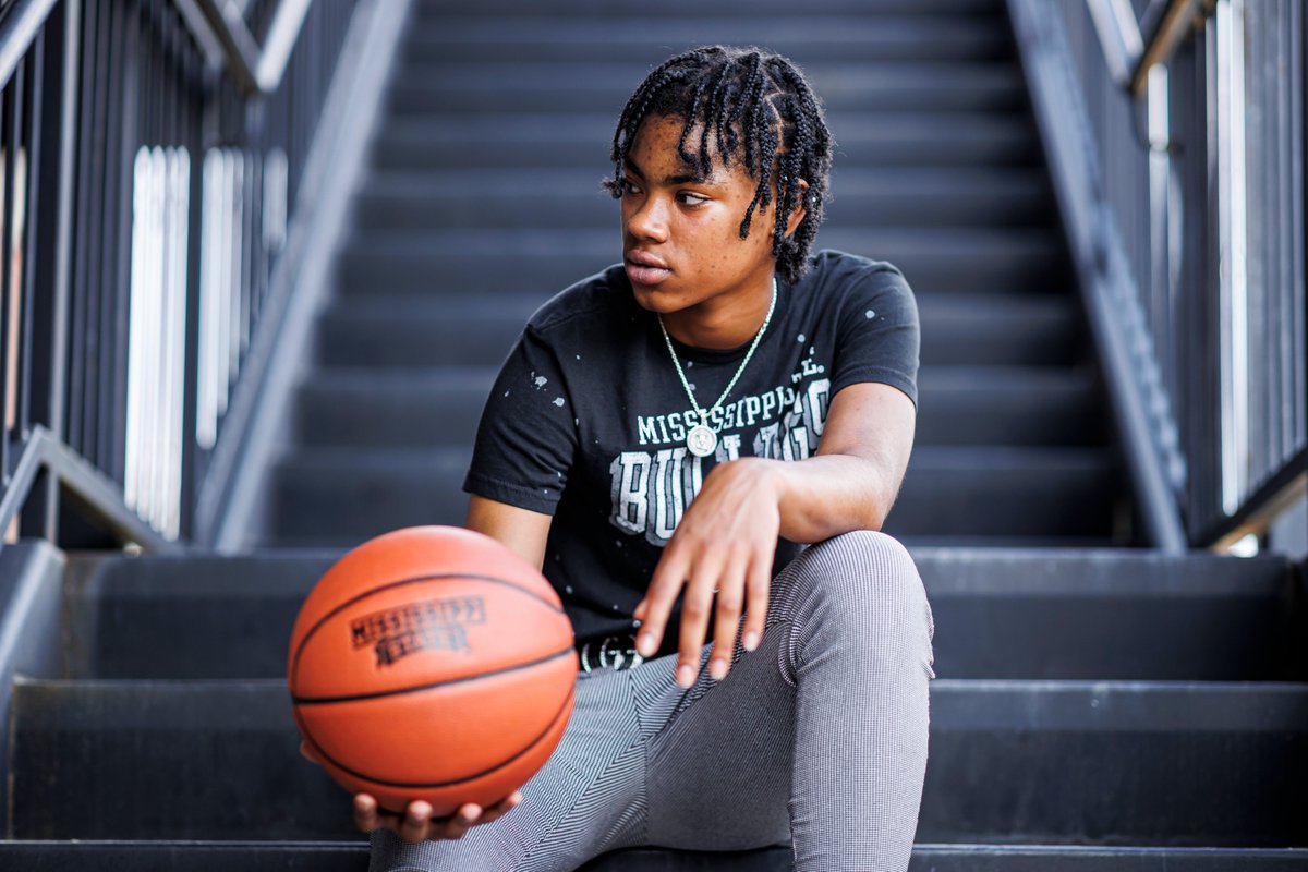 HailStateWBK's tweet photo. Hit that ♥️ to help us wish @humble1AP a very 𝓗𝓪𝓹𝓹𝔂 𝓑𝓲𝓻𝓽𝓱𝓭𝓪𝔂‼️

#HailState🐶 https://t.co/XSh0B08y3h