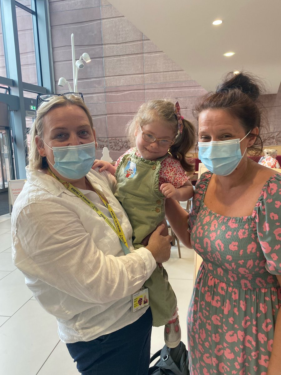 jennifer_deeney's tweet photo. The best bit of my day today- the reason I love being a neonatal nurse. Betty Batt your my inspiration 🥰@_justinsworld Mr Tumble you are Betty’s favourite and if you met her she’d be your inspiration too😊@AlderHeyCharity @AlderHey @CEOlpoolwomens1 @CNOEngland @LiverpoolWomens https://t.co/hWCc1o4oQa