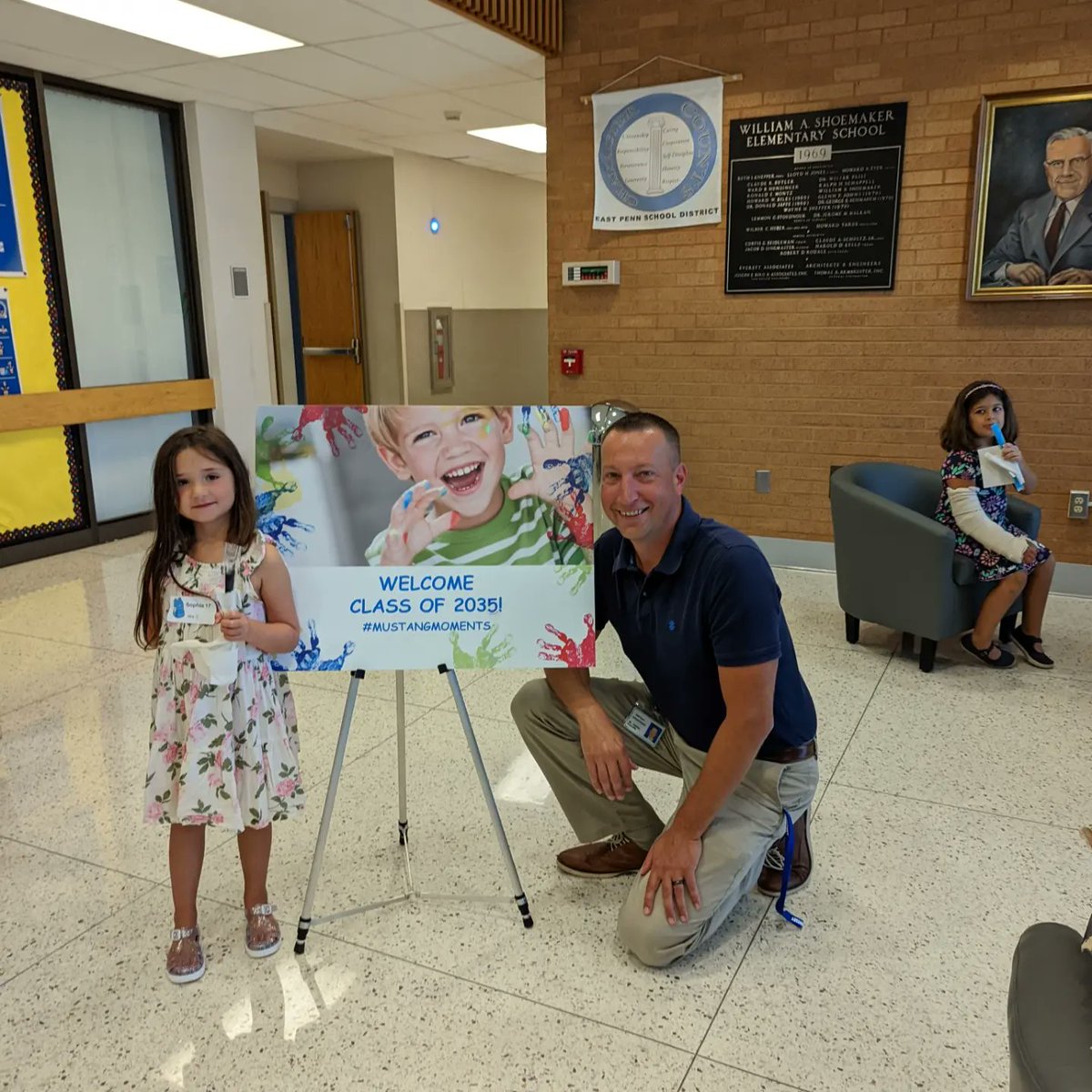 JoshRadcliffe13's tweet photo. Great to meet our newest Mustangs today at Kindergarten Orientation. Best part of the event was absolutely the bus ride!!! #eastpennProud #MustangMoments https://t.co/5lLZIfg28G
