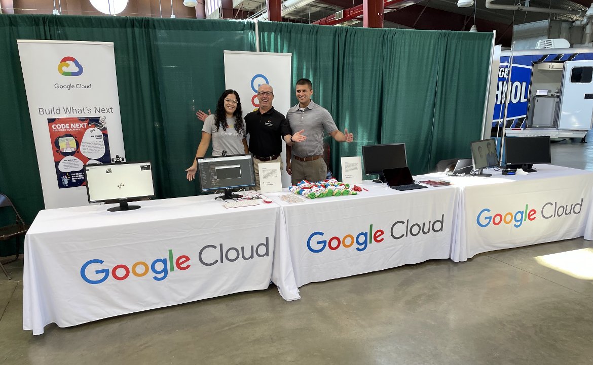 JohnCecala's tweet image. Excited to be with @IllinoisDoIT #ILTechPrairieSTEAMExpo today!
@googlecloud #googlecodenext #mavinglobal