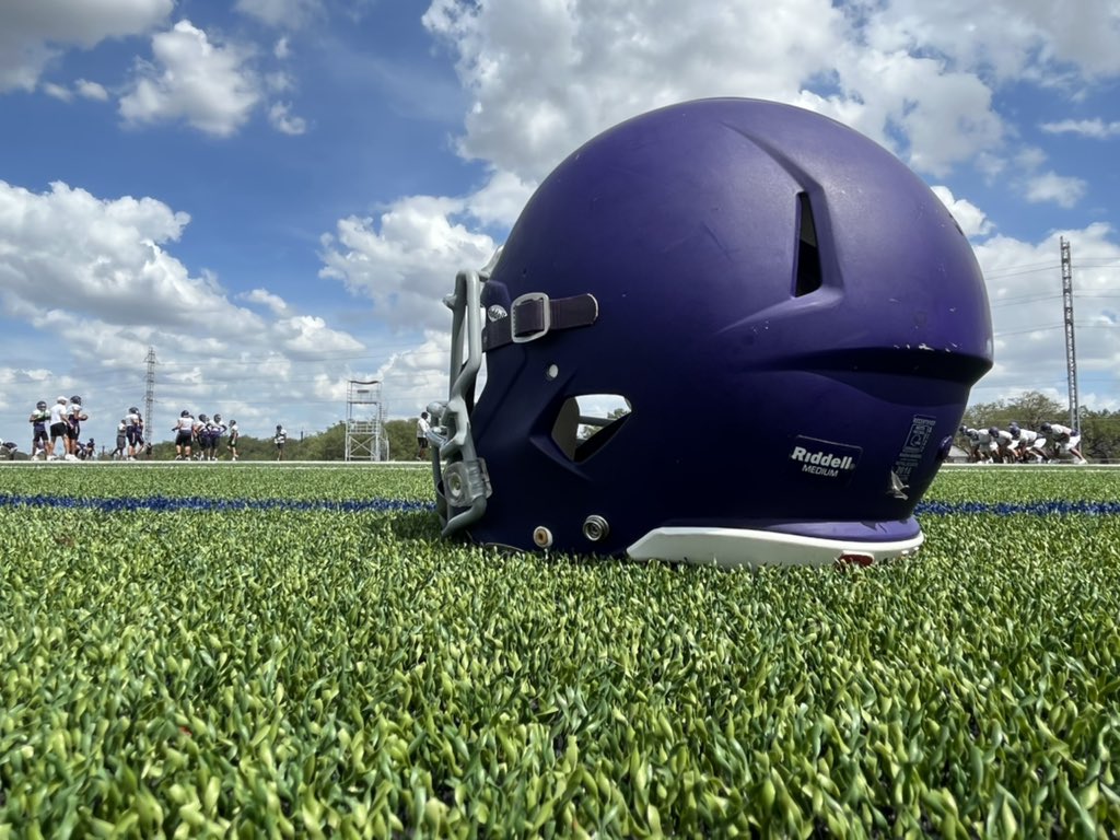 VVinzetta's tweet photo. Payback 2022! The @NISDWarren Warriors hope to bounce back from last season. They’ve got experience and fresh faces. They hope that’s the formula for right now! More at 6pm with @nateryansports #PrepPreview @NISD_Athletics @WarrenNisd https://t.co/HCaUuUfOAj