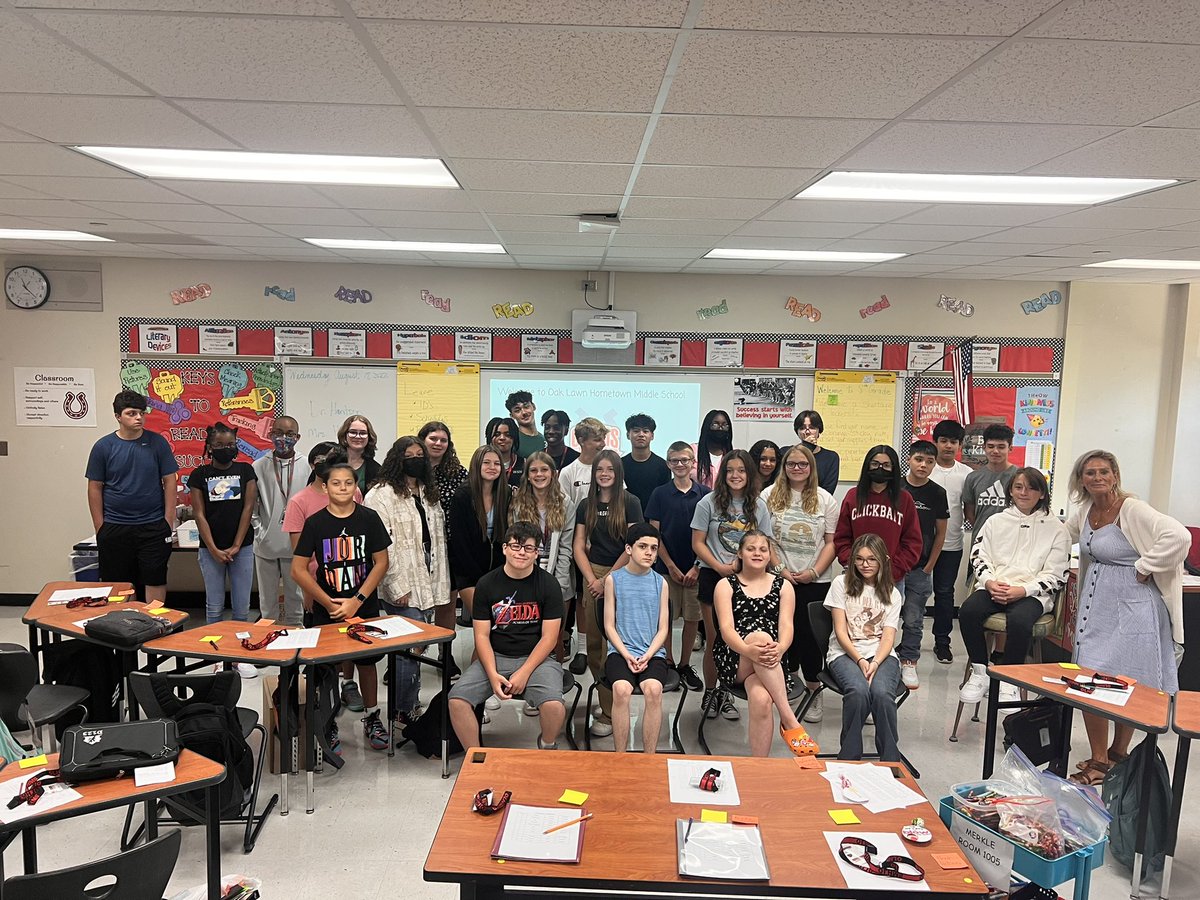 McMMalone's tweet photo. Today was everyone’s last first day in this picture. Including my advisory partner @JuliannaMerkle Happy 35th year of teaching! #d123 #olhms https://t.co/XYzdbr1dKG