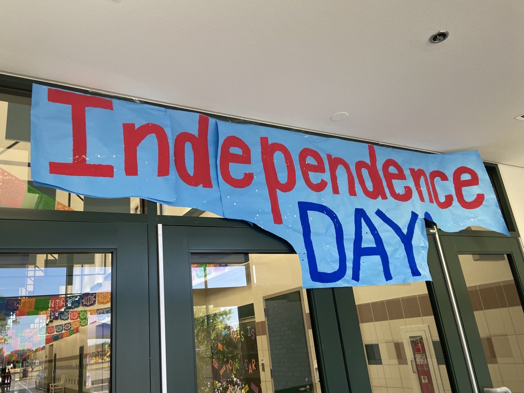 MsAmberCannon's tweet photo. Busy day celebrating our kids’ independence as they walked themselves to class and meeting with grade levels to celebrate a new year! https://t.co/Ru4N1N6WxL