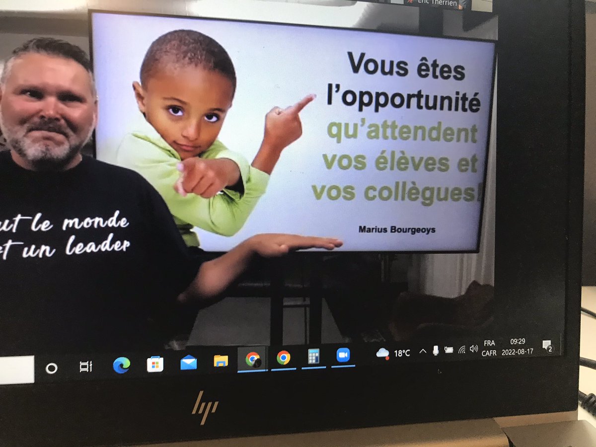 JolaineAB_CSAP's tweet photo. @Bourmu nous a livré de beaux messages puissants ce matin pour la rentrée scolaire dans le cadre de la conférence estivale 2022 du CSAP! Quelle trace laisses-tu derrière toi?
#conférenceestivale2022CSAP
#éducationenfrançais
#csap
#unegangdengagés
#toutlemondeestunleader https://t.co/ufLDqZwBMI