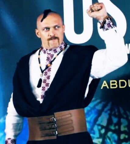Wolverine_27's tweet photo. Oleksandr Usyk, ready for a war with Anthony Joshua on Saturday ⚔️ 

#Warrior #Cossacks #Ukraine

rt @LinealBoxChamp https://t.co/mgiduX7zso