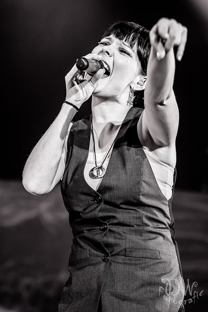 FloorJGoddess's tweet photo. ❤ Anette Olzon  ❤ 

Live Westfalenhalle : Dortmund Germany - 19.03.08

#anetteolzon #goddesses https://t.co/LJ6zRj9SUb